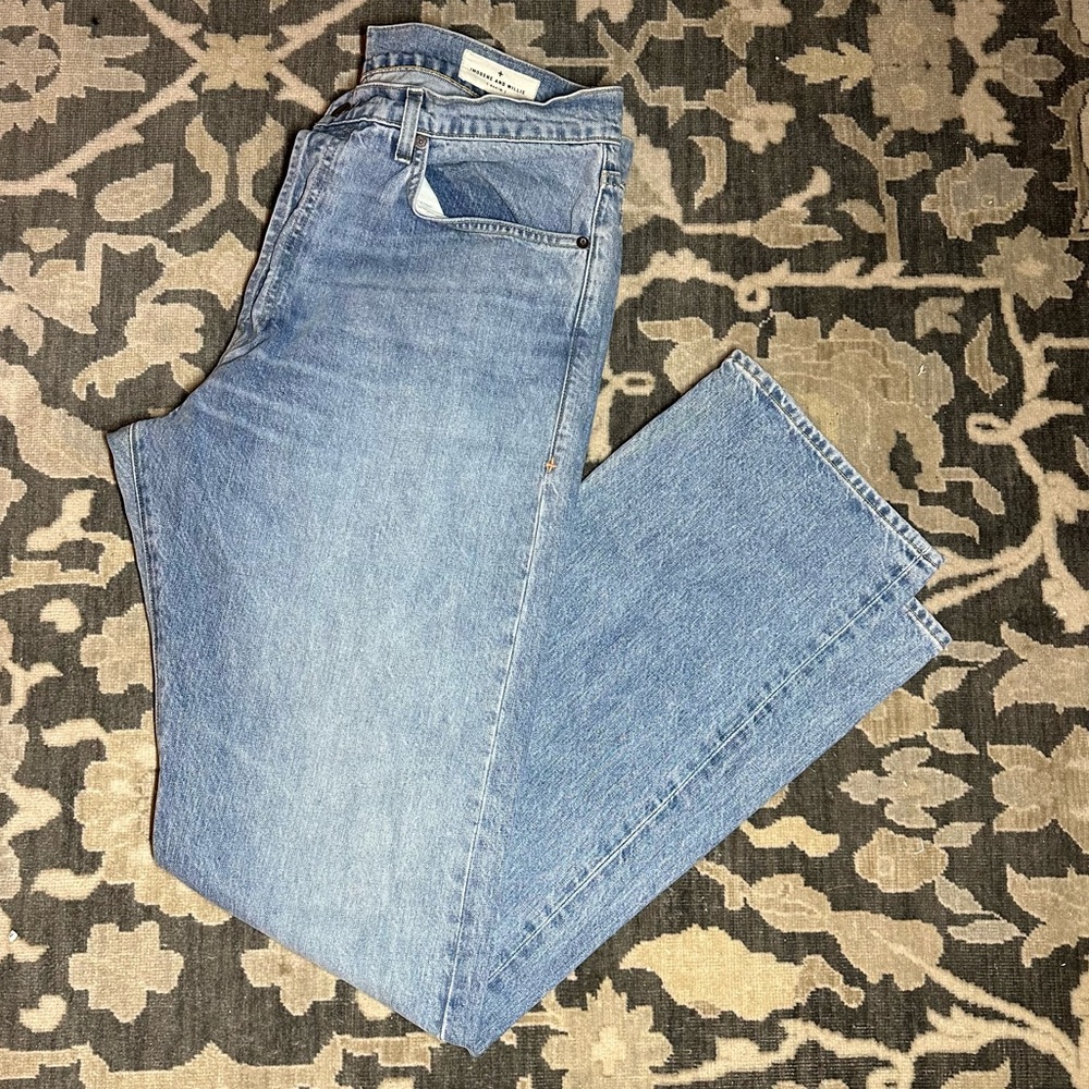 EUC Imogene + Willie “Willie” straight leg jeans